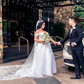 Wedding photography at Crest Hollow Country Club at Crest Hollow Country Club GDEF-19