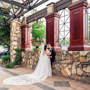 Wedding photography at Crest Hollow Country Club at Crest Hollow Country Club GDEF-25
