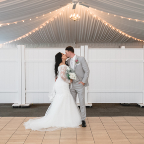 Central Jersey wedding photograph at Basking Ridge Country Club KQBC-19