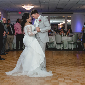 Central Jersey wedding photograph at Basking Ridge Country Club KQBC-28