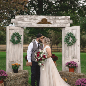 PA wedding photographers at Galas Your Style in Greystone Farm LTTH-22